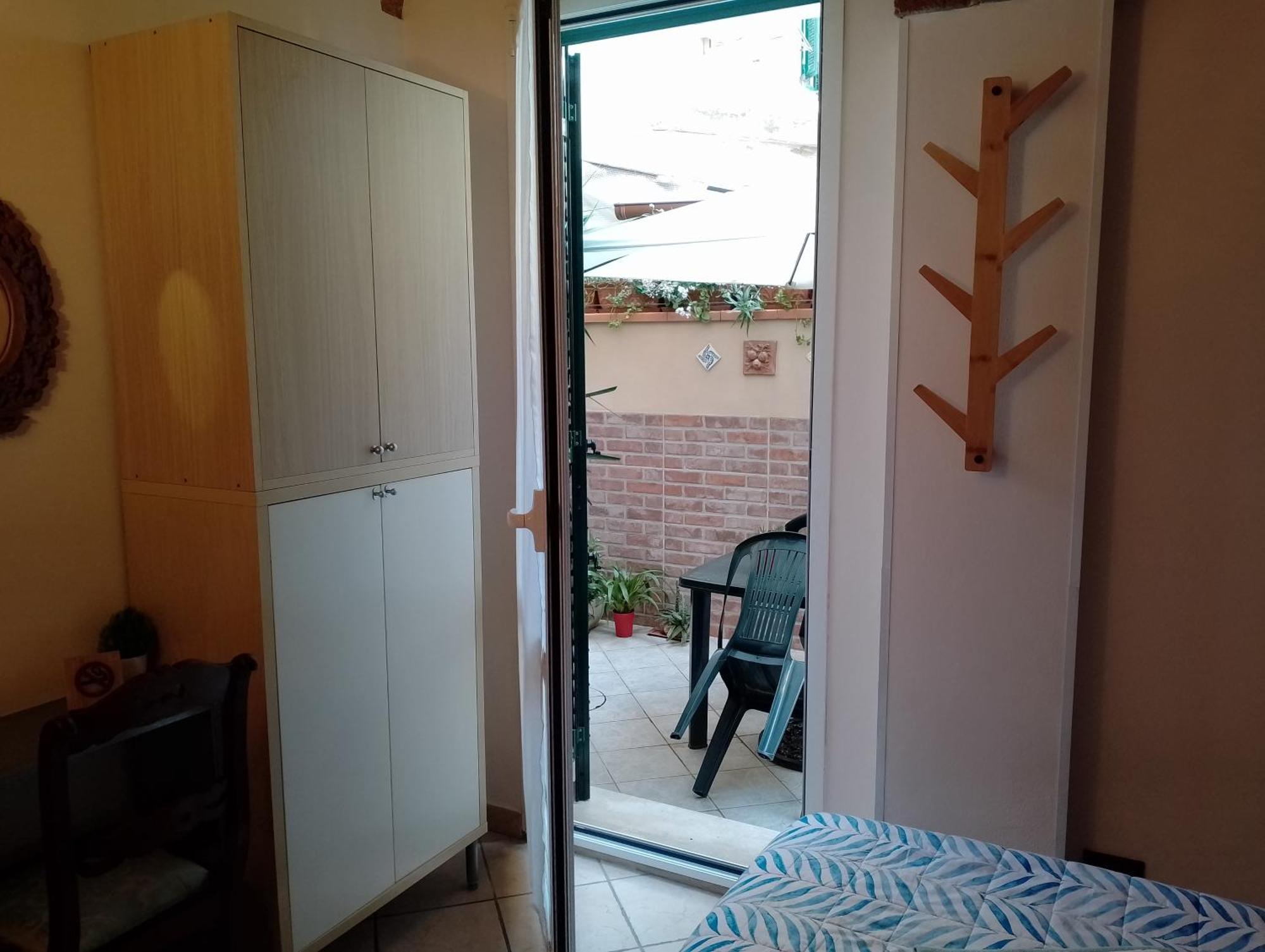 Il Piccolo Eden - Private Garden Apartment Ливорно Екстериор снимка